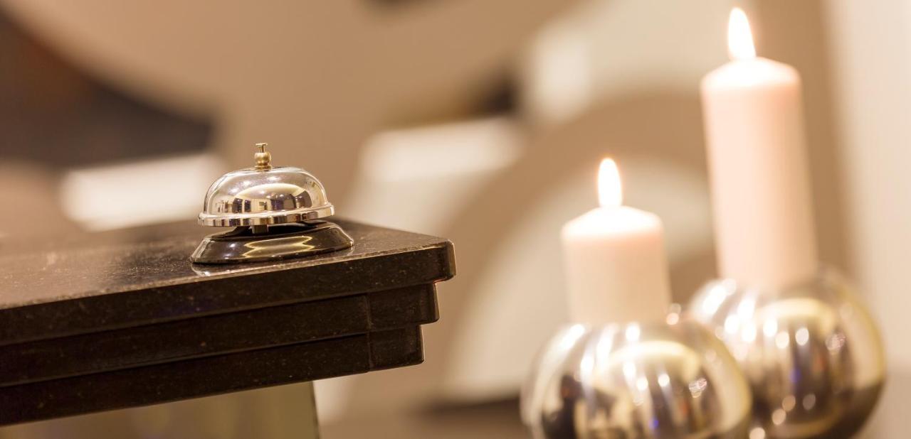 Business Hotel First フォイジスベルク エクステリア 写真