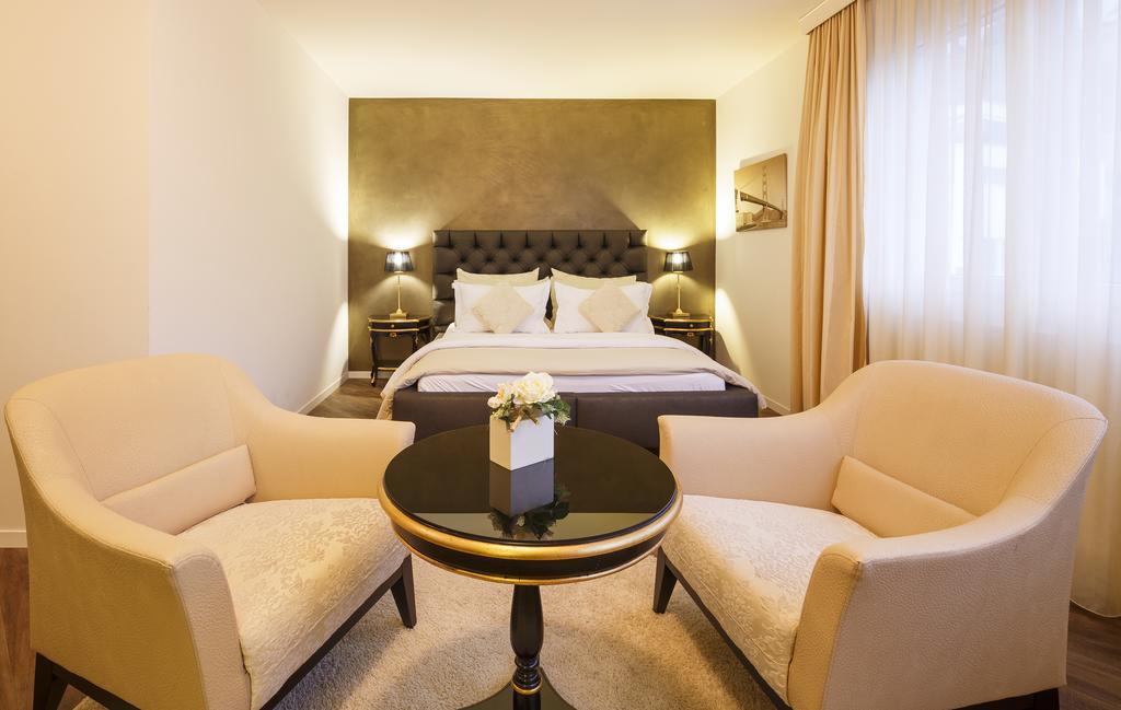 Business Hotel First フォイジスベルク 部屋 写真